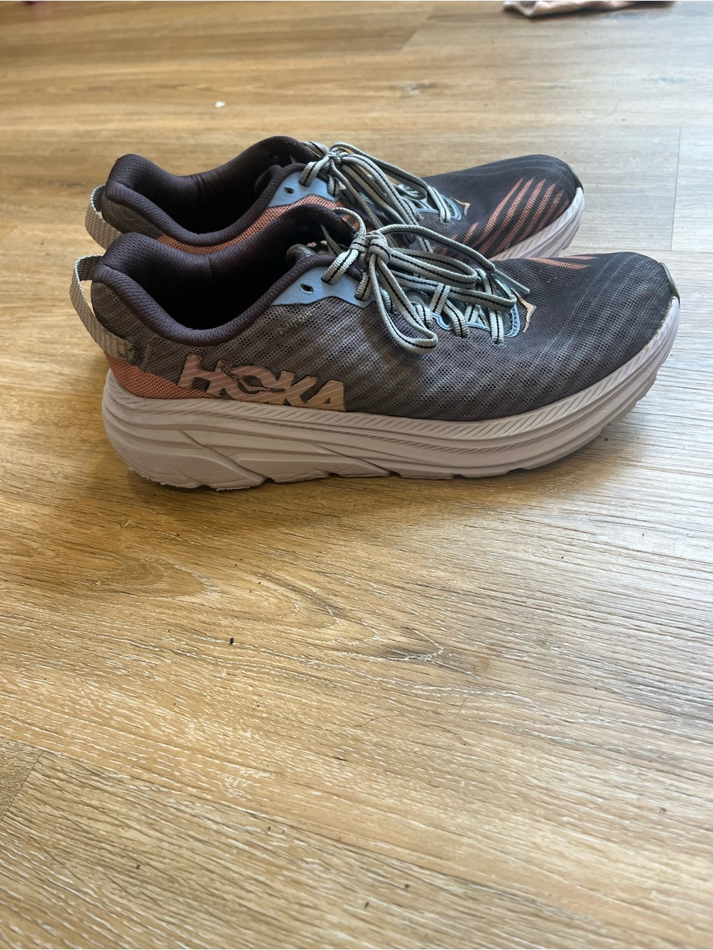 Hoka Women's Slate Gray and Peach Performance Running Shoe (send offer) - Picture 5 of 8
